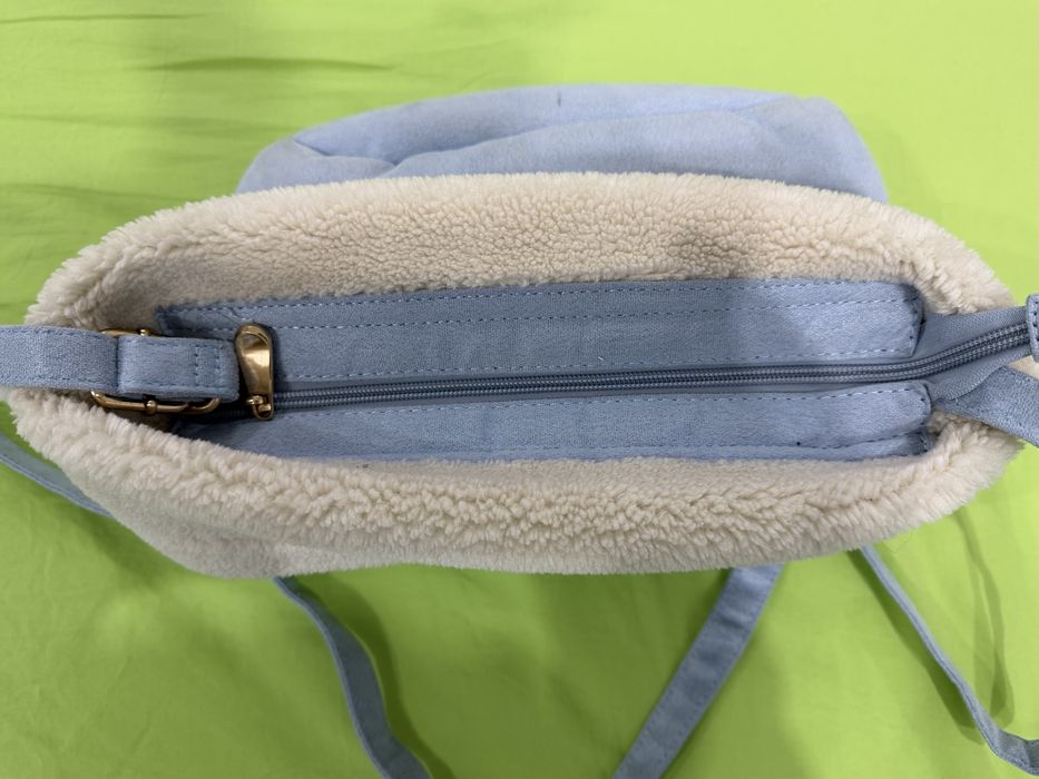 Продавам НОВА спортна чанта