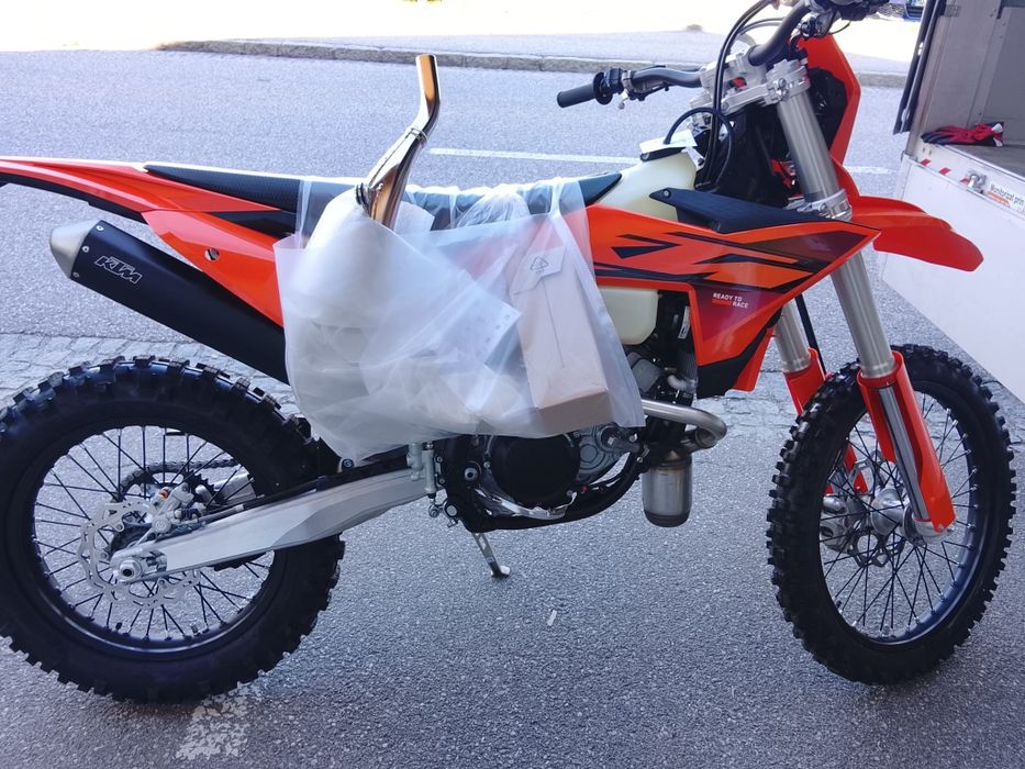 KTM 300 TBI 2026 Nou KTM  F 500 SixDays  Husqvarna FE 450