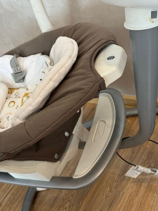 Продам качалку JOIE Serina 2в1