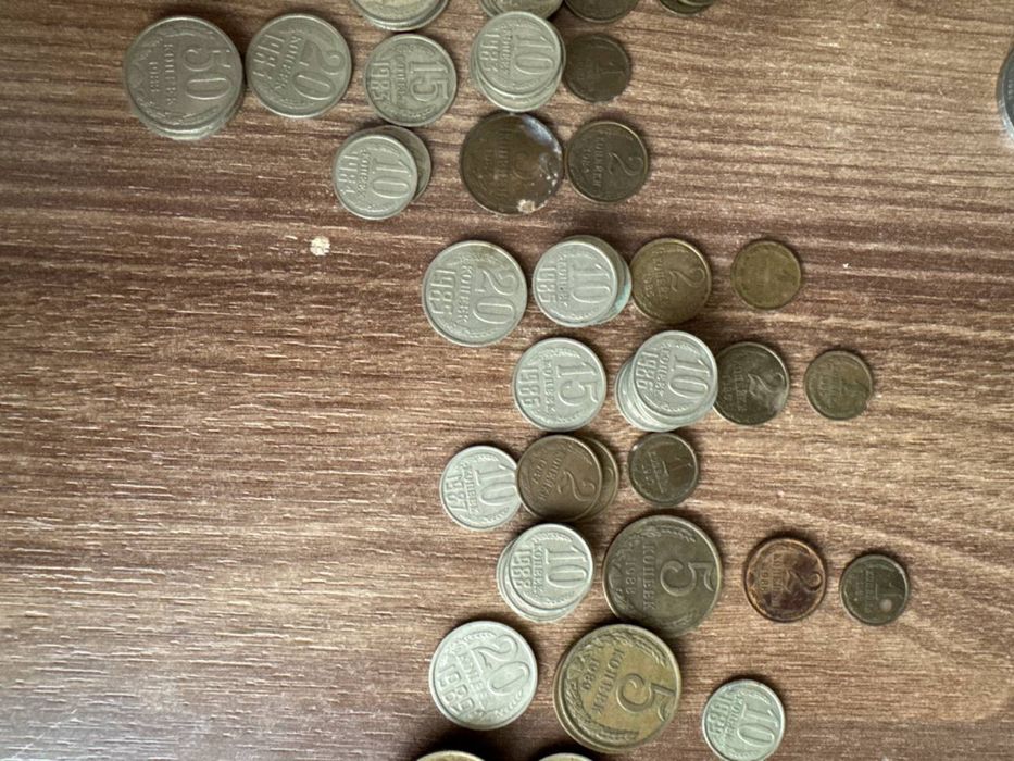 Продаю коллекцию старых монет