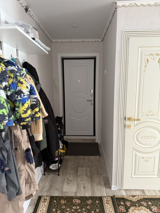 Продам трех комнатную квартиру