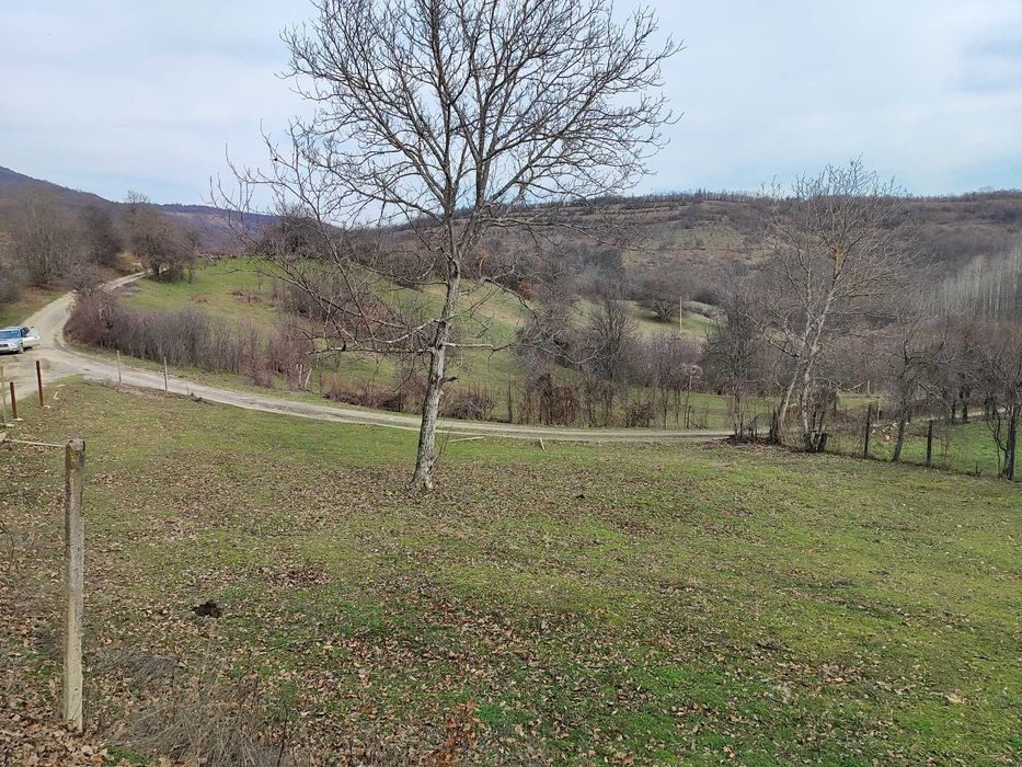 Продава УПИ (Регулация 878 кв.м.) в с. Голям Извор общ. Тетевен