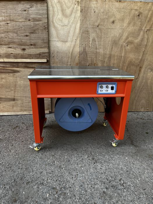 Полуавтоматический упаковочный станок для промышленной и складской упа