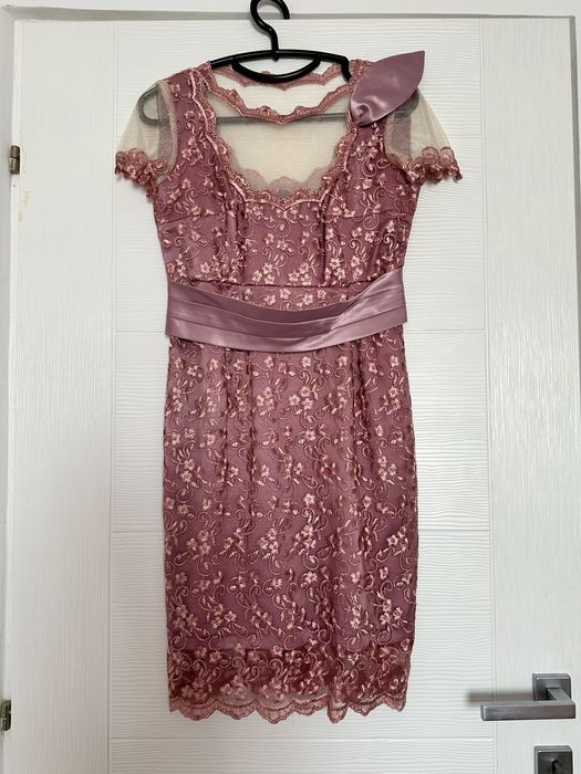 Rochie evenimente /gala /nunta 36/38/40 marime zara etc