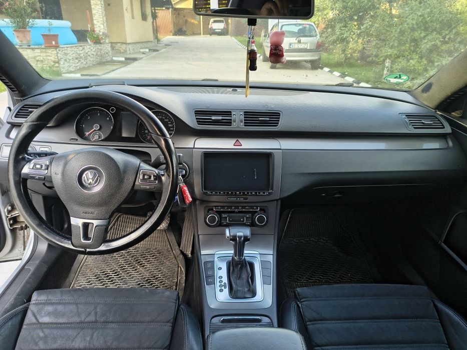 Vând Volkswagen Passat 2010 sau schimb