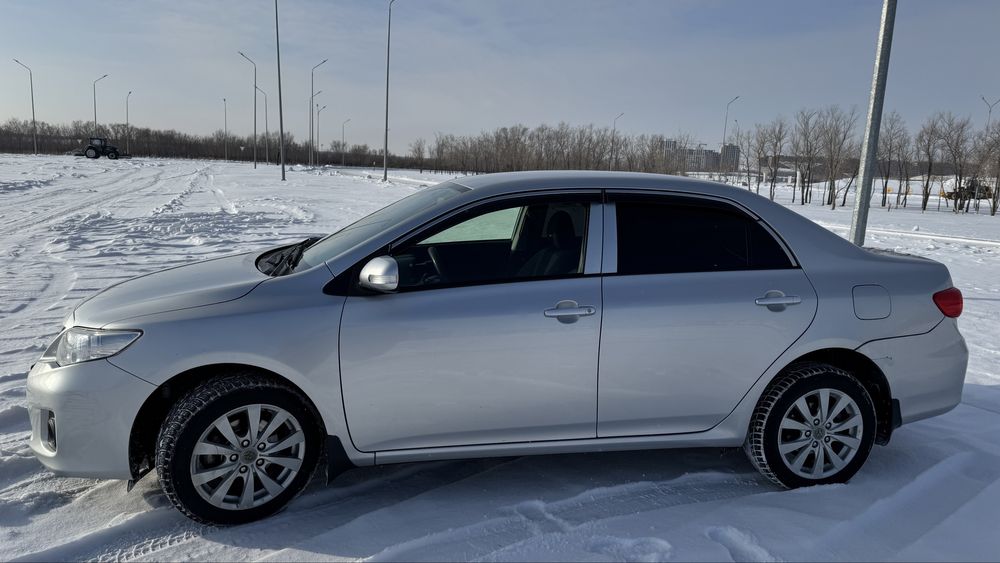 Тойота Королла 2011 г.в