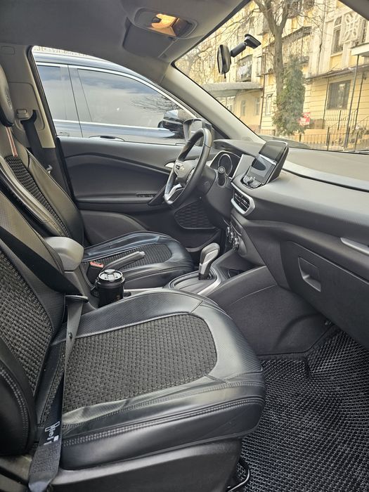 Tracker 2 LTZ Krasover