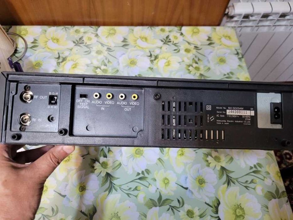 Видеомагнитафон 4х головочный Panasonic с коробкой и документами