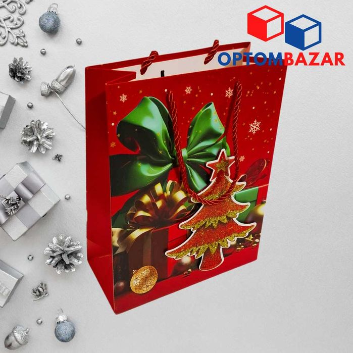 Yangi yil sovg'asi uchun kiyik rasmli, 18x24x8.5 sm qog'oz paket.