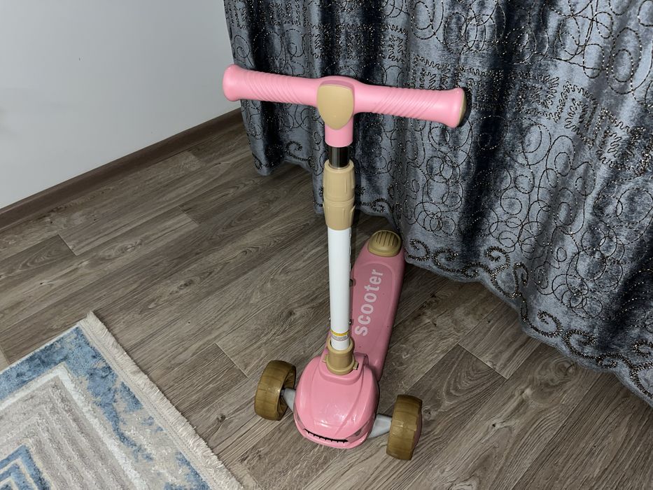 Продам б/у самокат