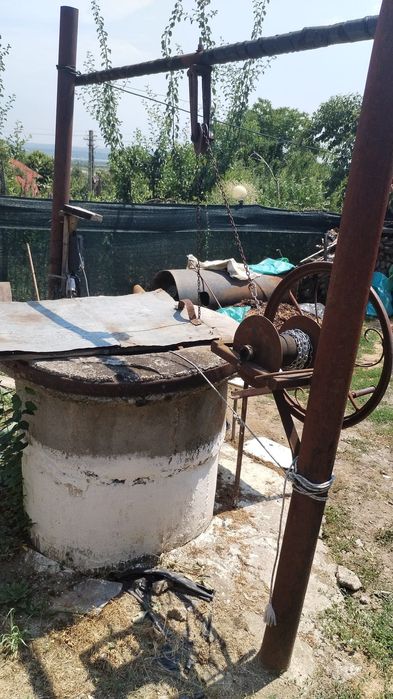 Curatam fantani si le adancim