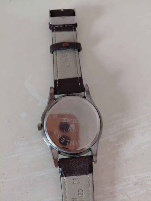 Продам  часы алматы