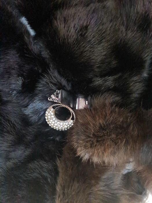 Продам норковую шубу