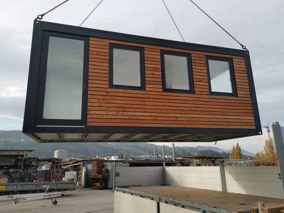 Изготовление из контейнера под офис продаж