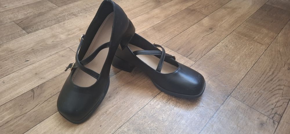 Чёрные лодочки  37 р.Корея