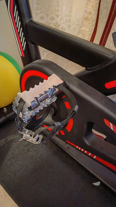 Bicicleta spinning TECHFIT®