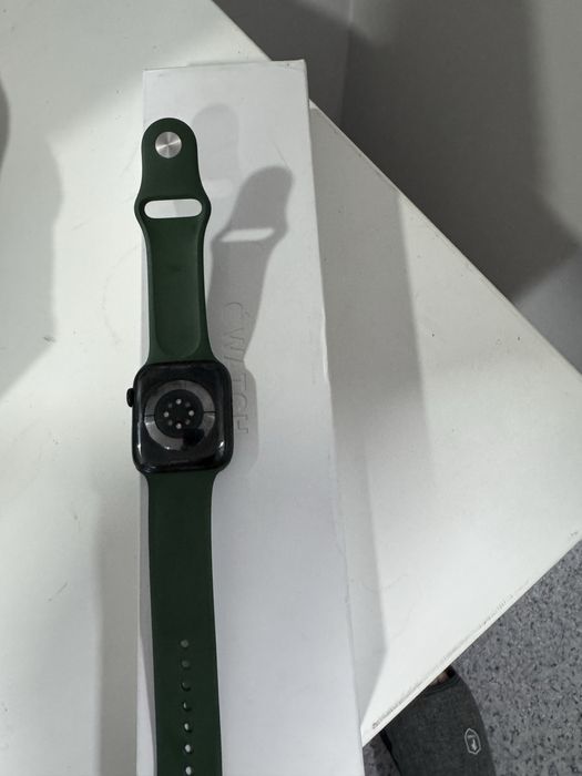 Apple Watch Series 7, 45 мм, зеленые АКБ(95%)
