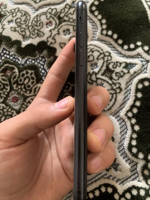 Iphone SE 2020 YANGI AYBI YO