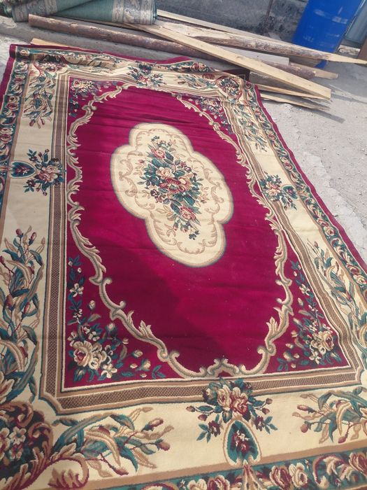 Ұстанған кілемдер  сатамын