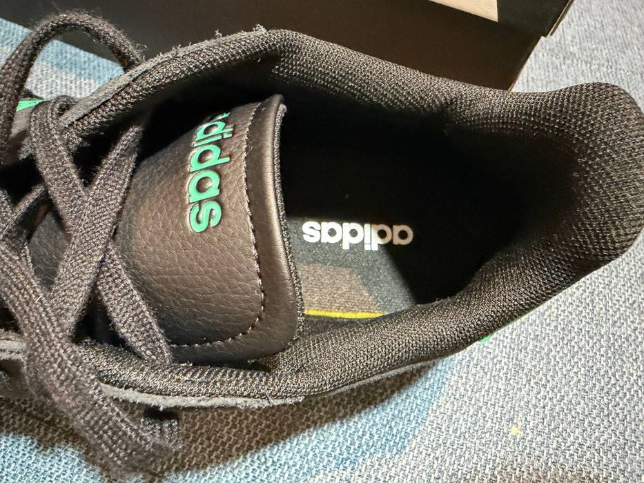 Кроссовки Adidas Barreda