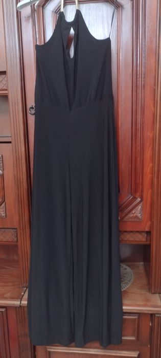 Salopeta din lycra ,pantalon larg,colier metal,mas M