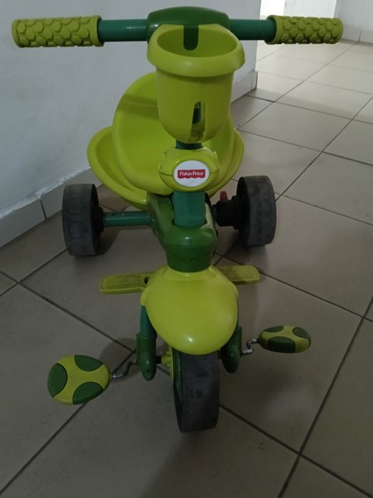 Продам велосипед Fisher Price