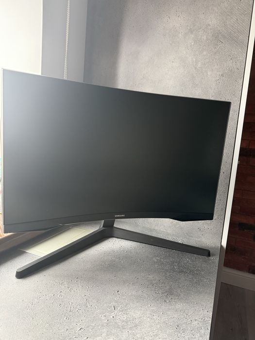 Монитор Samsung Odyssey