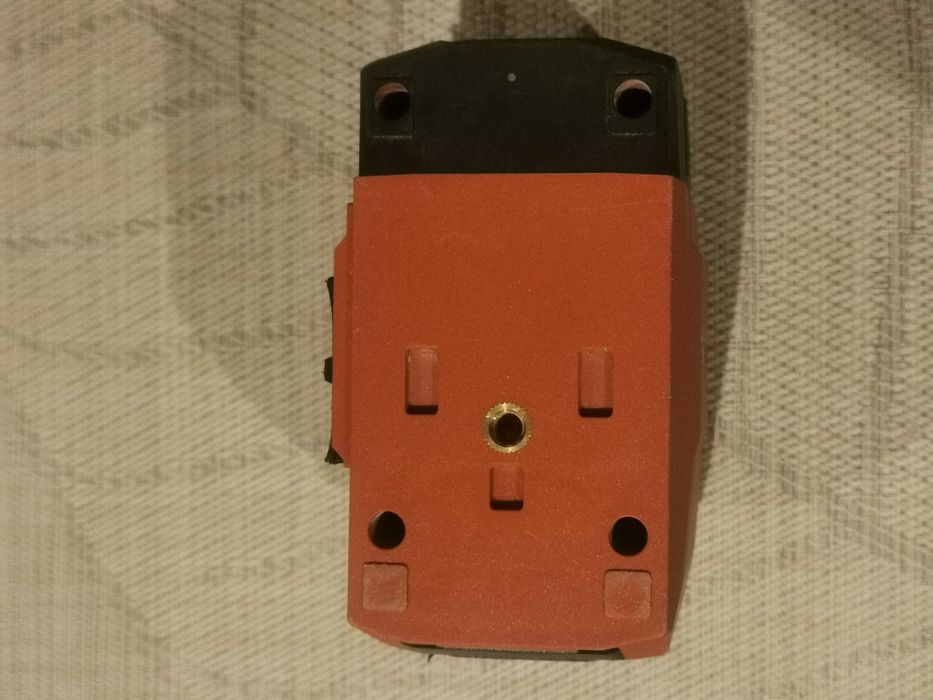 Линеен лазерен уред Hilti PM 2-LG 02