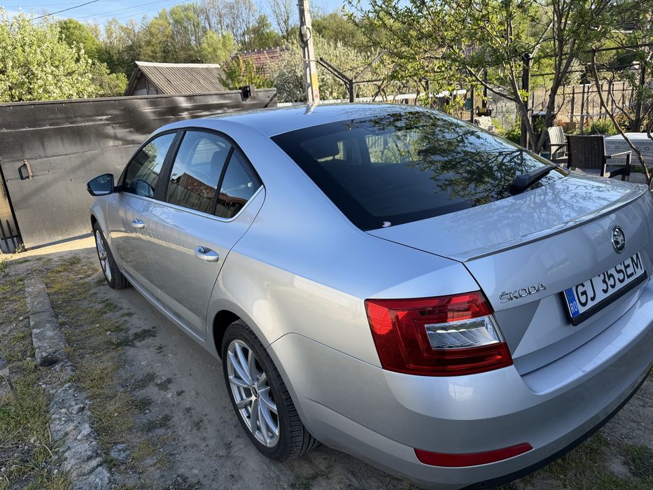 Proprietar.  Vand Skoda Octavia 3
