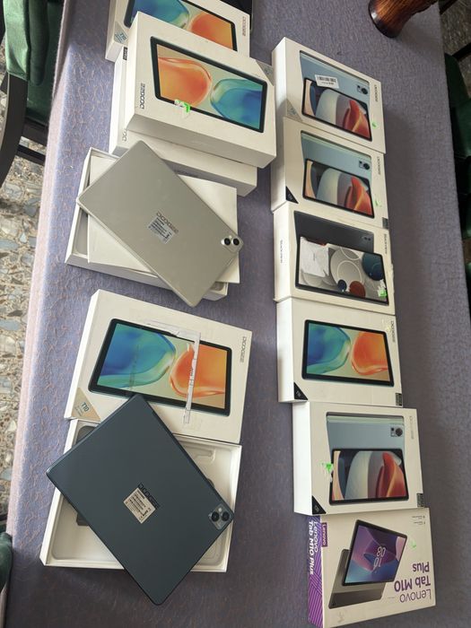 Tablete 300 lei la lot