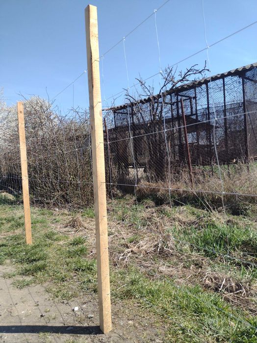 Vand plasa de gard impletit