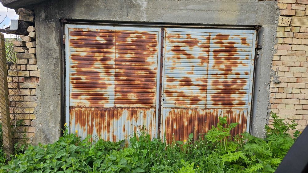 Продава се Къща в с. Садина, Област Търговище - 75 кв.м за 150 €/кв.м - Снимка #12