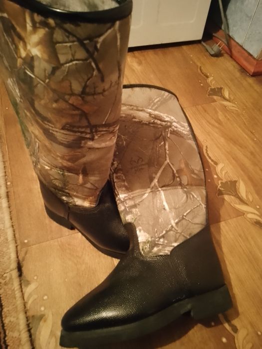 Етік киізбен қапталған