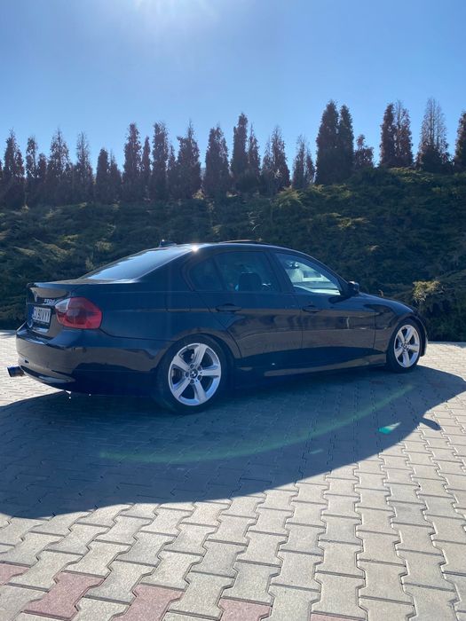 Vând BMW e90 163 cp 4299€ Negociabil