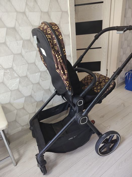 Продам коляску бу