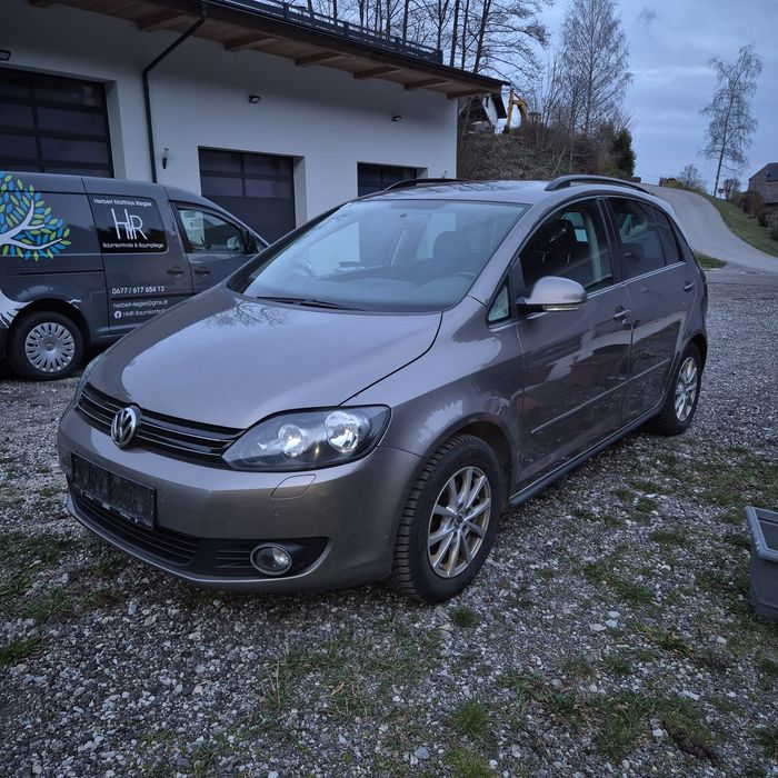 Golf 6  an fabricatie 2012 motor 1,6 cu 105 cp