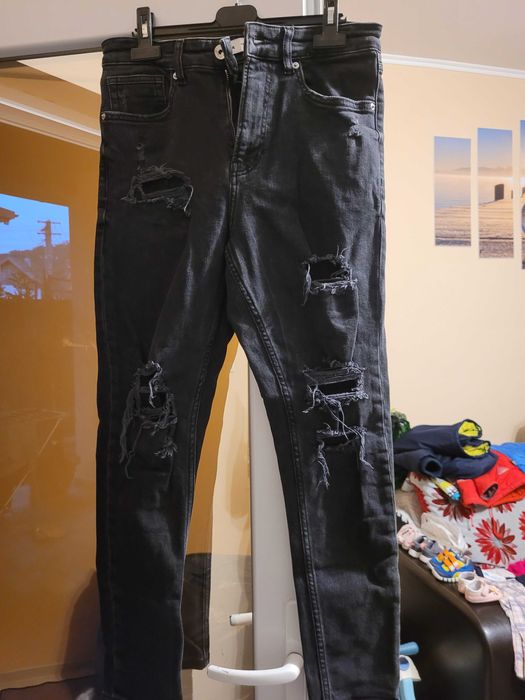 Pantaloni Bershka, negri, marimea 36