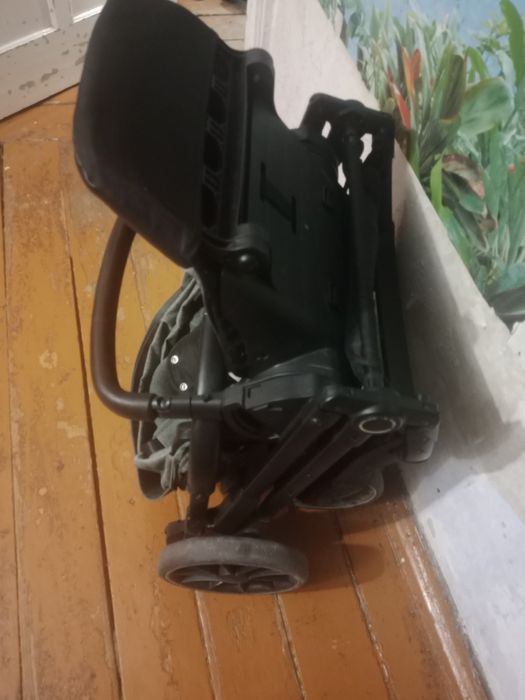 Прогулочная коляска.