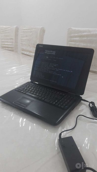 Ноутбук asus сотилади