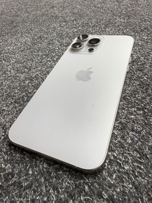 Продам iphone 15 pro max