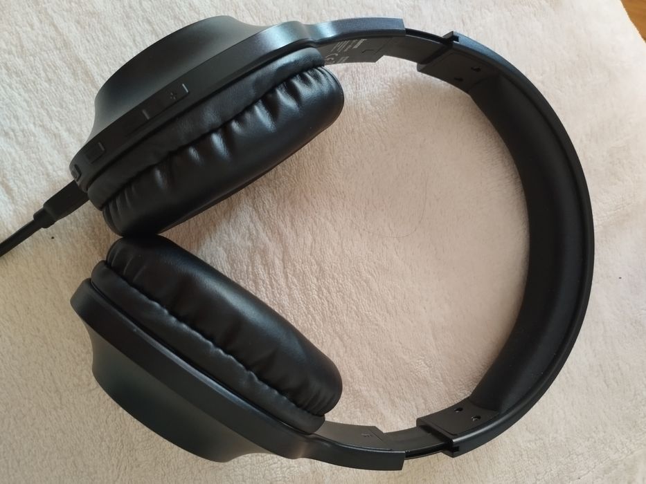 Căști Hama Bluetooth 5.0 Over-Ear cu Microfon, Extra Bass, 36h autonomie – ca noi