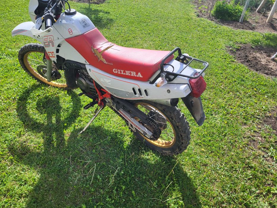 Продавам Gilera Er 200