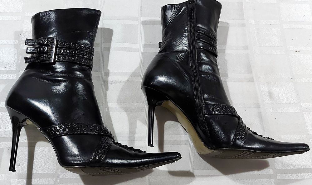 Ghete (botine) elegante din piele naturală