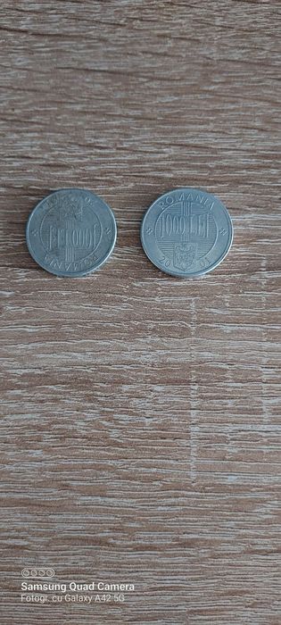 Vând monede vechi