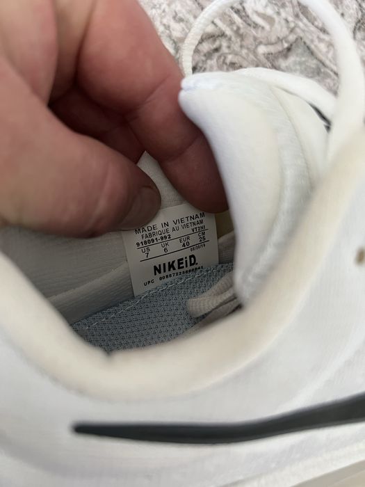 Кросовки Nike! Хорошие!