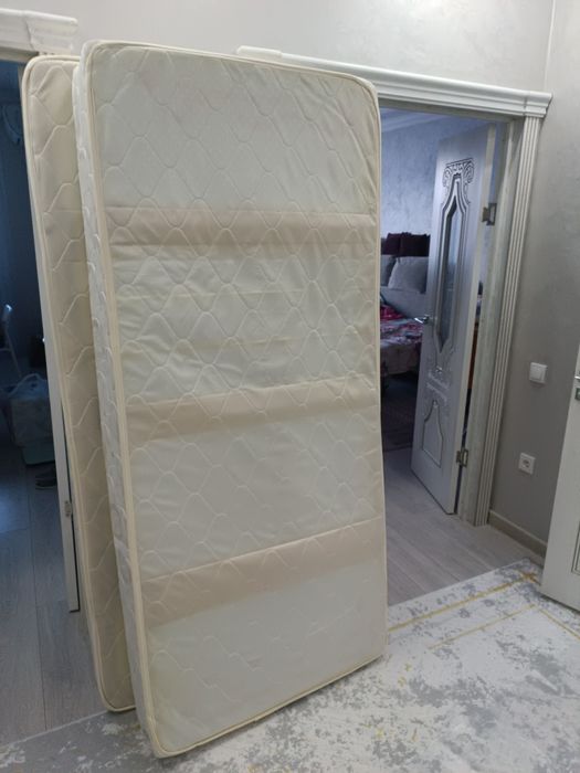 Отдаю матрасы 200х90