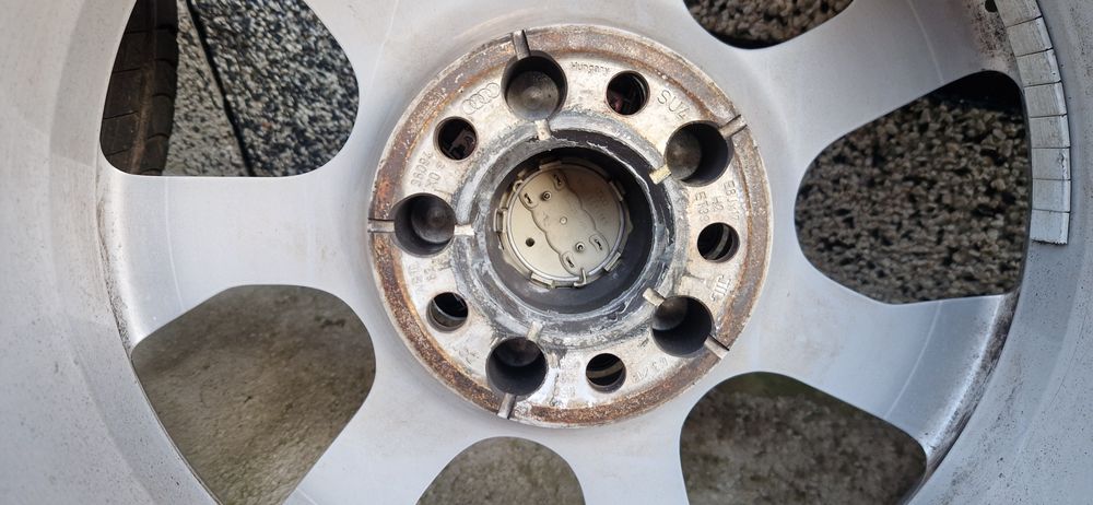 Оригинални алуминиеви джанти 17" за Audi с гуми