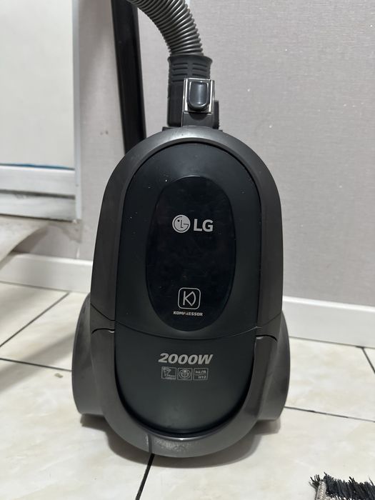 LG пылесос 2000W