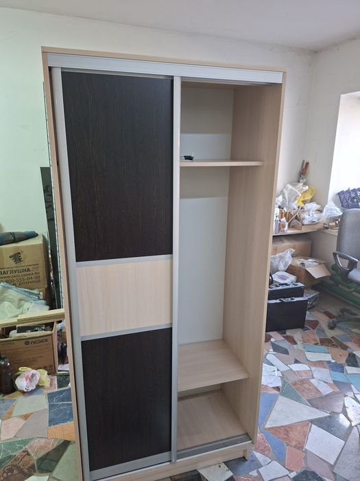 Продам шкаф купе новый