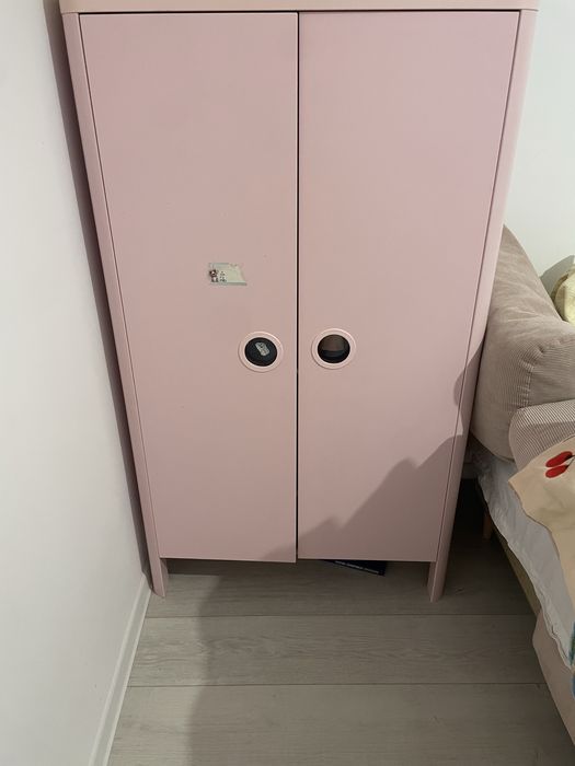 Vand pat cu saltea, comoda, dulap, roz ikea, set BUSUNGE